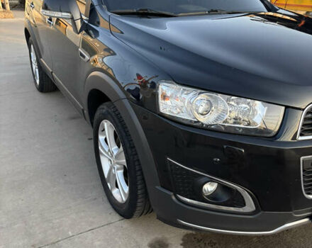 Черный Шевроле Каптива, объемом двигателя 2.2 л и пробегом 168 тыс. км за 13000 $, фото 3 на Automoto.ua