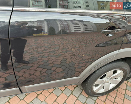 Черный Шевроле Каптива, объемом двигателя 2.38 л и пробегом 210 тыс. км за 11350 $, фото 98 на Automoto.ua