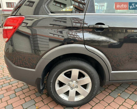 Черный Шевроле Каптива, объемом двигателя 2.38 л и пробегом 210 тыс. км за 11350 $, фото 62 на Automoto.ua