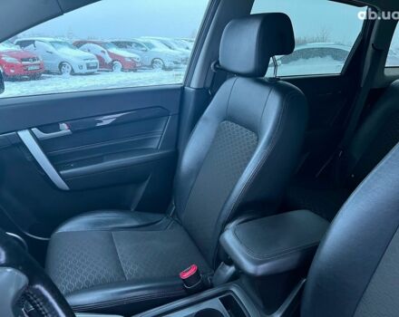 Черный Шевроле Каптива, объемом двигателя 2.2 л и пробегом 157 тыс. км за 12990 $, фото 25 на Automoto.ua