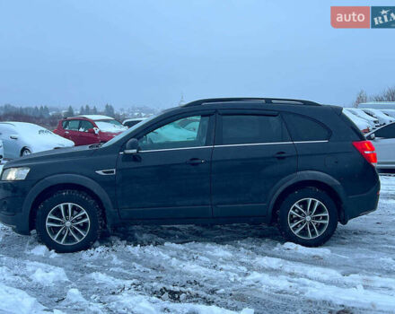 Черный Шевроле Каптива, объемом двигателя 2.2 л и пробегом 157 тыс. км за 12990 $, фото 4 на Automoto.ua