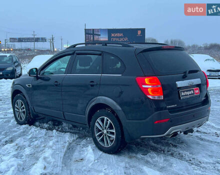 Черный Шевроле Каптива, объемом двигателя 2.2 л и пробегом 157 тыс. км за 12990 $, фото 6 на Automoto.ua