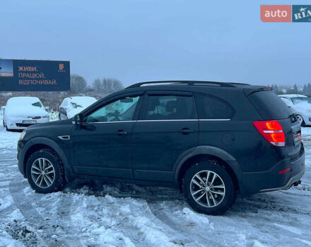 Черный Шевроле Каптива, объемом двигателя 2.2 л и пробегом 157 тыс. км за 12990 $, фото 5 на Automoto.ua