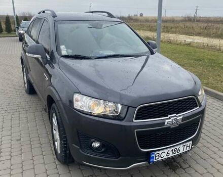 Черный Шевроле Каптива, объемом двигателя 2.4 л и пробегом 177 тыс. км за 11200 $, фото 2 на Automoto.ua