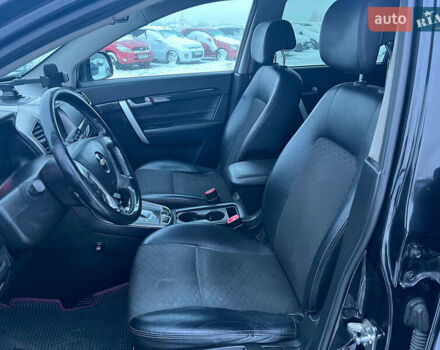 Черный Шевроле Каптива, объемом двигателя 2.2 л и пробегом 157 тыс. км за 12990 $, фото 24 на Automoto.ua