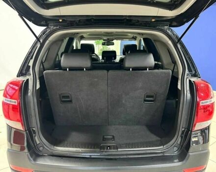 Черный Шевроле Каптива, объемом двигателя 2.2 л и пробегом 125 тыс. км за 11958 $, фото 8 на Automoto.ua