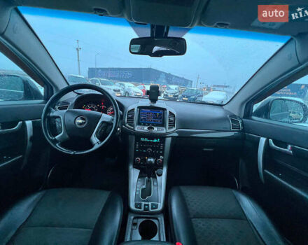 Черный Шевроле Каптива, объемом двигателя 2.2 л и пробегом 157 тыс. км за 12990 $, фото 30 на Automoto.ua