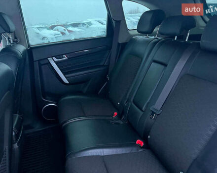 Черный Шевроле Каптива, объемом двигателя 2.2 л и пробегом 157 тыс. км за 12990 $, фото 28 на Automoto.ua