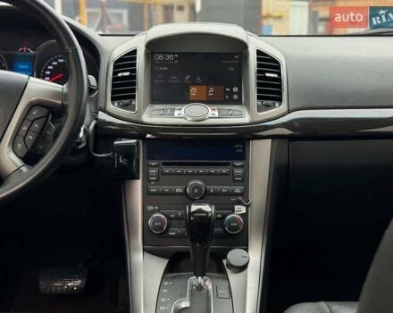 Чорний Шевроле Каптіва, об'ємом двигуна 2.2 л та пробігом 168 тис. км за 13240 $, фото 45 на Automoto.ua