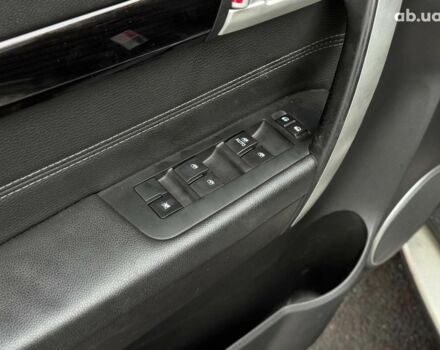 Чорний Шевроле Каптіва, об'ємом двигуна 2.2 л та пробігом 168 тис. км за 13240 $, фото 20 на Automoto.ua