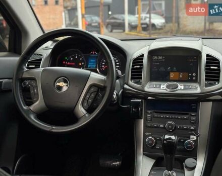 Чорний Шевроле Каптіва, об'ємом двигуна 2.2 л та пробігом 168 тис. км за 13240 $, фото 44 на Automoto.ua