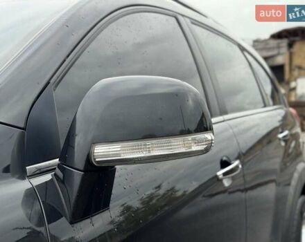 Чорний Шевроле Каптіва, об'ємом двигуна 2.2 л та пробігом 168 тис. км за 13240 $, фото 16 на Automoto.ua