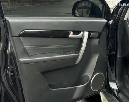 Чорний Шевроле Каптіва, об'ємом двигуна 2.2 л та пробігом 168 тис. км за 13240 $, фото 21 на Automoto.ua