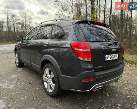 Черный Шевроле Каптива, объемом двигателя 2.2 л и пробегом 113 тыс. км за 12900 $, фото 7 на Automoto.ua