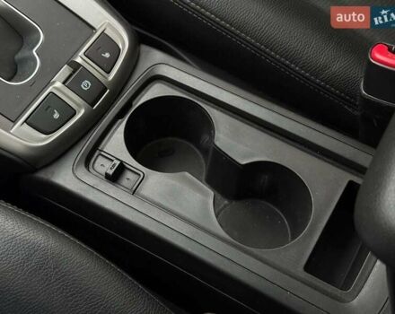 Чорний Шевроле Каптіва, об'ємом двигуна 2.2 л та пробігом 168 тис. км за 13240 $, фото 26 на Automoto.ua