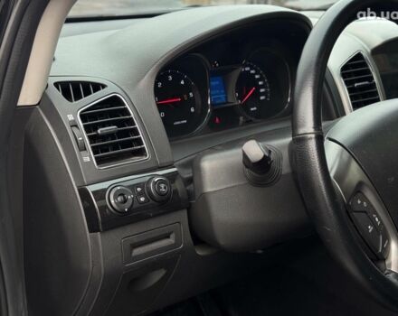 Чорний Шевроле Каптіва, об'ємом двигуна 2.2 л та пробігом 168 тис. км за 13240 $, фото 22 на Automoto.ua