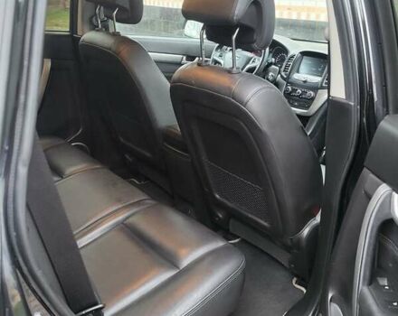 Черный Шевроле Каптива, объемом двигателя 2 л и пробегом 164 тыс. км за 13500 $, фото 11 на Automoto.ua