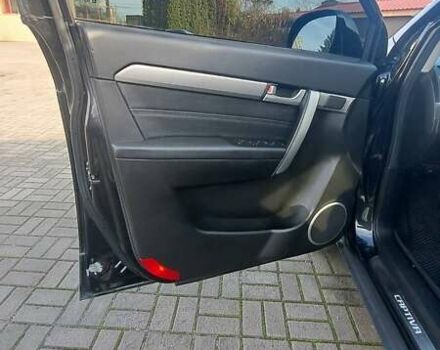 Черный Шевроле Каптива, объемом двигателя 2.23 л и пробегом 98 тыс. км за 16000 $, фото 12 на Automoto.ua