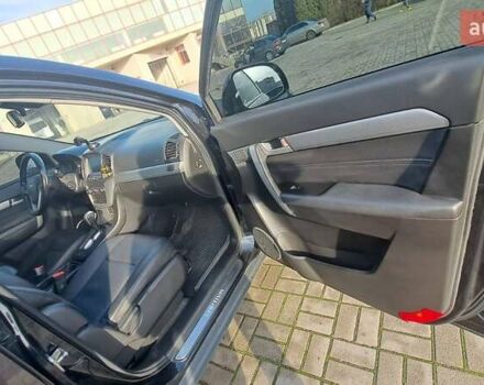 Черный Шевроле Каптива, объемом двигателя 2.23 л и пробегом 98 тыс. км за 16000 $, фото 21 на Automoto.ua