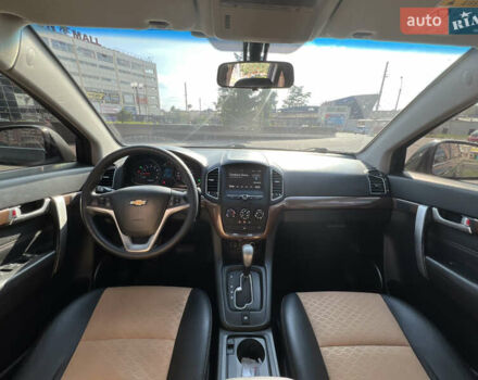 Черный Шевроле Каптива, объемом двигателя 2.38 л и пробегом 135 тыс. км за 12200 $, фото 15 на Automoto.ua