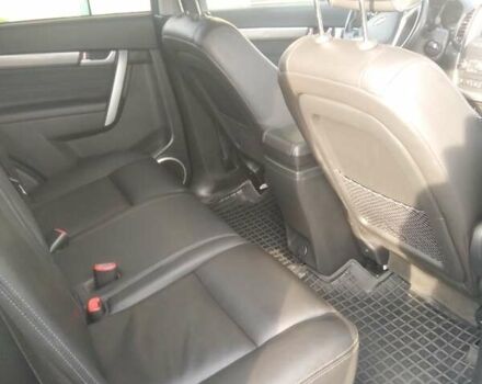 Черный Шевроле Каптива, объемом двигателя 2.23 л и пробегом 84 тыс. км за 17500 $, фото 12 на Automoto.ua