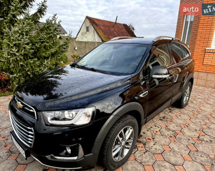 Черный Шевроле Каптива, объемом двигателя 2.23 л и пробегом 41 тыс. км за 18200 $, фото 3 на Automoto.ua