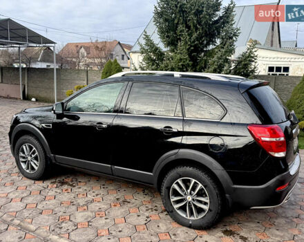 Черный Шевроле Каптива, объемом двигателя 2.23 л и пробегом 41 тыс. км за 18200 $, фото 4 на Automoto.ua