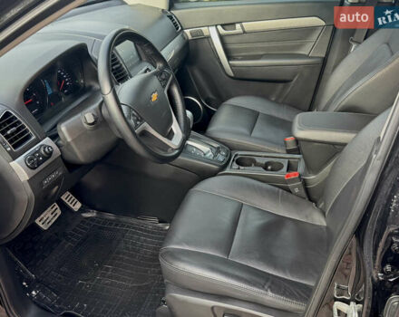 Черный Шевроле Каптива, объемом двигателя 2.23 л и пробегом 41 тыс. км за 18200 $, фото 7 на Automoto.ua