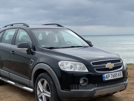 Черный Шевроле Каптива, объемом двигателя 2 л и пробегом 250 тыс. км за 6950 $, фото 1 на Automoto.ua