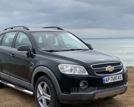 Черный Шевроле Каптива, объемом двигателя 2 л и пробегом 250 тыс. км за 6950 $, фото 1 на Automoto.ua
