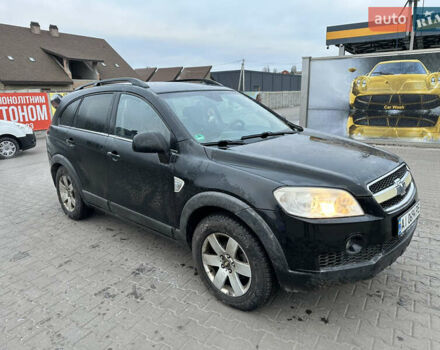 Черный Шевроле Каптива, объемом двигателя 1.99 л и пробегом 390 тыс. км за 7300 $, фото 1 на Automoto.ua