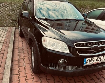 Черный Шевроле Каптива, объемом двигателя 2 л и пробегом 220 тыс. км за 3543 $, фото 1 на Automoto.ua
