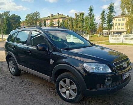 Шевроле Каптіва 2007 у Сарнах на Automoto.ua Чорний Шевроле Каптіва, об'ємом двигуна 1.99 л та пробігом 293 тис. км за 5500 $, фото 1 на Automoto.ua