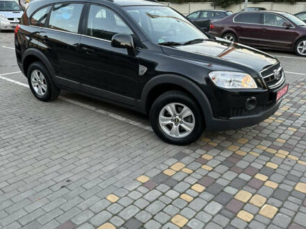 Шевроле Каптіва 2008 у Луцьку на Automoto.ua Чорний Шевроле Каптіва, об'ємом двигуна 2.4 л та пробігом 166 тис. км за 8999 $, фото 1 на Automoto.ua