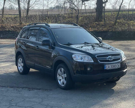 Черный Шевроле Каптива, объемом двигателя 1.99 л и пробегом 240 тыс. км за 10450 $, фото 1 на Automoto.ua