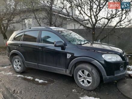 Черный Шевроле Каптива, объемом двигателя 2 л и пробегом 260 тыс. км за 6800 $, фото 1 на Automoto.ua