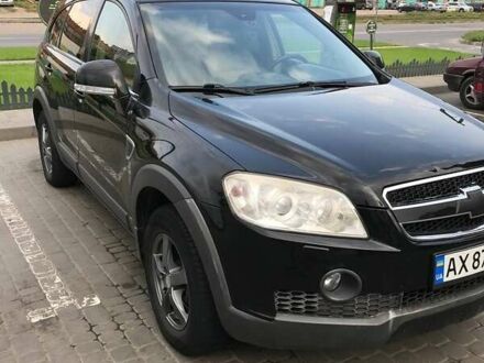 Черный Шевроле Каптива, объемом двигателя 2 л и пробегом 240 тыс. км за 8950 $, фото 1 на Automoto.ua