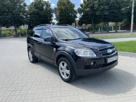 Чорний Шевроле Каптіва, об'ємом двигуна 2 л та пробігом 220 тис. км за 9500 $, фото 1 на Automoto.ua