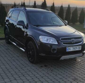 Черный Шевроле Каптива, объемом двигателя 2 л и пробегом 275 тыс. км за 8500 $, фото 1 на Automoto.ua
