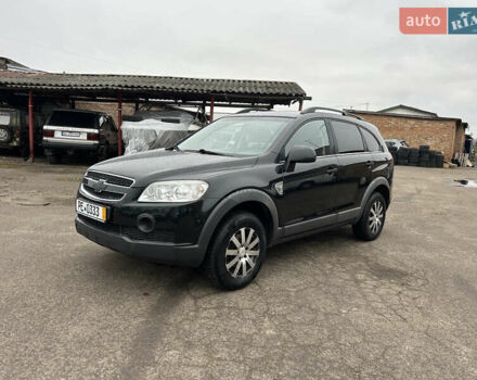 Черный Шевроле Каптива, объемом двигателя 2.4 л и пробегом 231 тыс. км за 8250 $, фото 1 на Automoto.ua