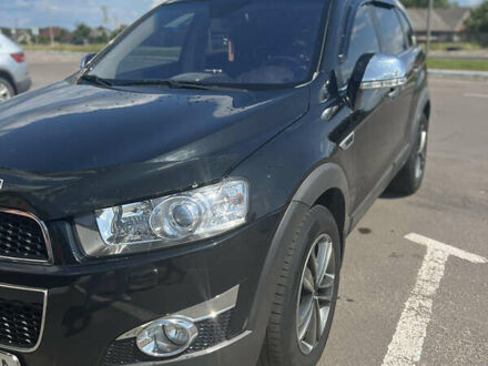 Черный Шевроле Каптива, объемом двигателя 2.2 л и пробегом 206 тыс. км за 11499 $, фото 1 на Automoto.ua