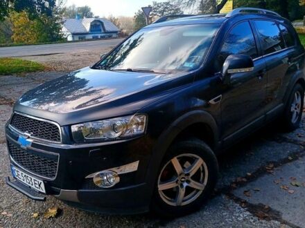 Черный Шевроле Каптива, объемом двигателя 2.2 л и пробегом 260 тыс. км за 10200 $, фото 1 на Automoto.ua