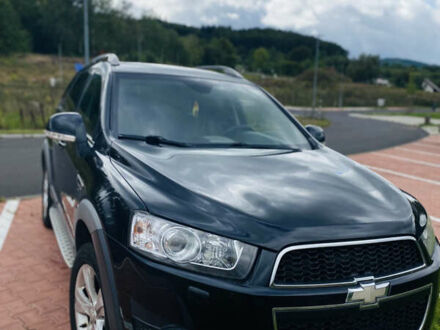Шевроле Каптіва 2012 у Тячеве на Automoto.ua Чорний Шевроле Каптіва, об'ємом двигуна 2.23 л та пробігом 236 тис. км за 10500 $, фото 1 на Automoto.ua