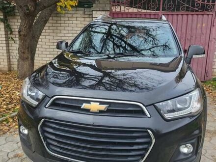 Черный Шевроле Каптива, объемом двигателя 2.38 л и пробегом 172 тыс. км за 11000 $, фото 1 на Automoto.ua