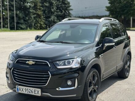 Черный Шевроле Каптива, объемом двигателя 2.4 л и пробегом 150 тыс. км за 15000 $, фото 1 на Automoto.ua