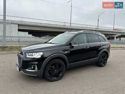 Черный Шевроле Каптива, объемом двигателя 2.23 л и пробегом 203 тыс. км за 13950 $, фото 1 на Automoto.ua