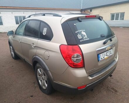 Коричневий Шевроле Каптіва, об'ємом двигуна 2 л та пробігом 100 тис. км за 3000 $, фото 3 на Automoto.ua