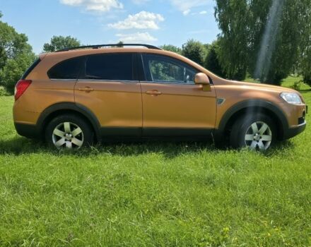 Коричневый Шевроле Каптива, объемом двигателя 2.4 л и пробегом 300 тыс. км за 7650 $, фото 3 на Automoto.ua