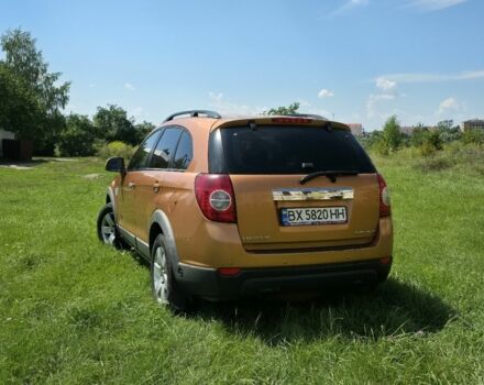 Коричневый Шевроле Каптива, объемом двигателя 2.4 л и пробегом 300 тыс. км за 7650 $, фото 2 на Automoto.ua