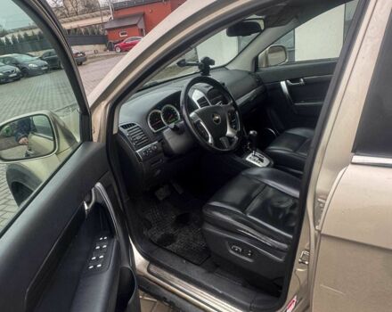Коричневый Шевроле Каптива, объемом двигателя 2 л и пробегом 267 тыс. км за 4300 $, фото 6 на Automoto.ua